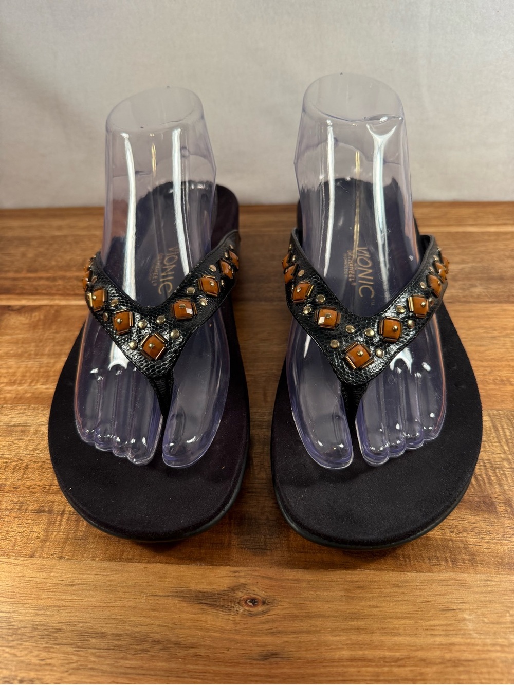 Vionic Floriana Sandal Black with Studded Embellishments Size 9
